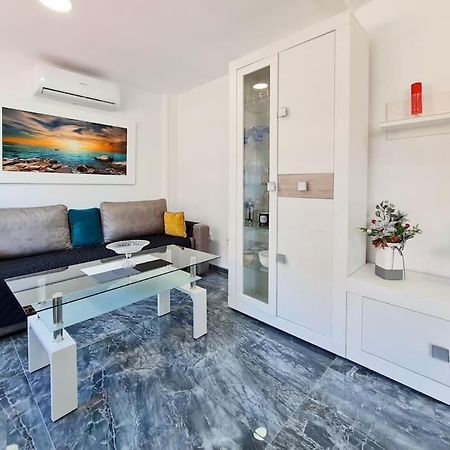 Modern Apartment Right In The Heart Of Benidorm Exterior foto